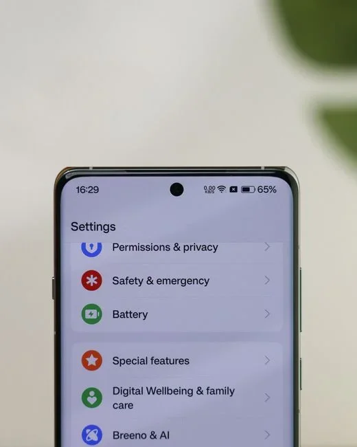 privacy policy settings on phone screen
